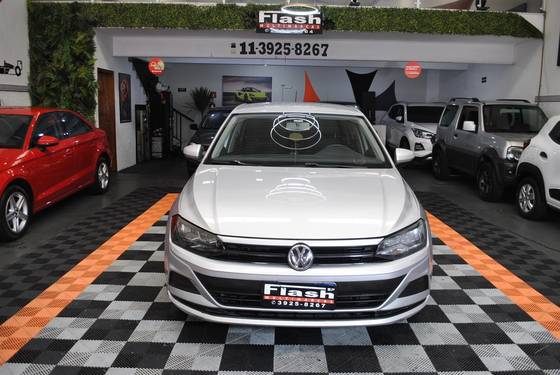 VOLKSWAGEN POLO 1.0 MPI TOTAL FLEX MANUAL VOLKSWAGEN POLO 1.0 MPI TOTAL FLEX MANUAL